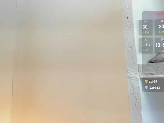 Live sex webcam photo for sarah-temptation #292051824