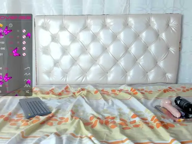 Live sex webcam photo for sarahlaurenth #273130053