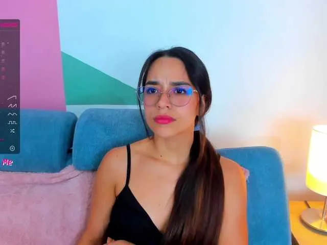 Live sex webcam photo for sarahlaurenth #274333787