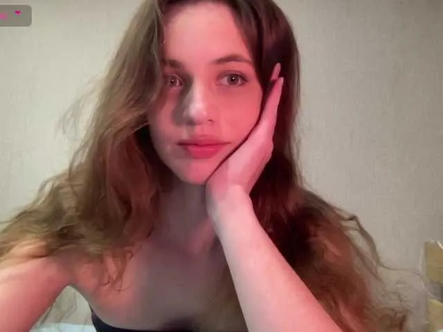 Live sex webcam photo for SarahSupershy #276916389