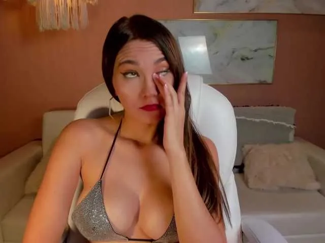 Live sex webcam photo for saraparkerr #274325325