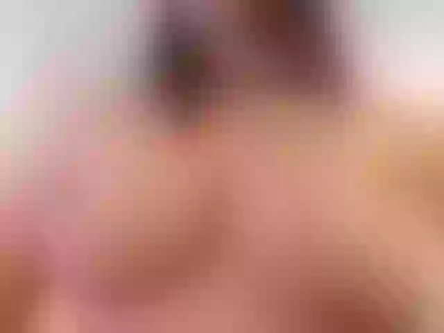 Live sex webcam photo for saraparkerr #291490245