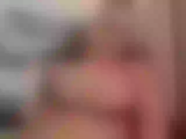 Live sex webcam photo for saraparkerr #292059642