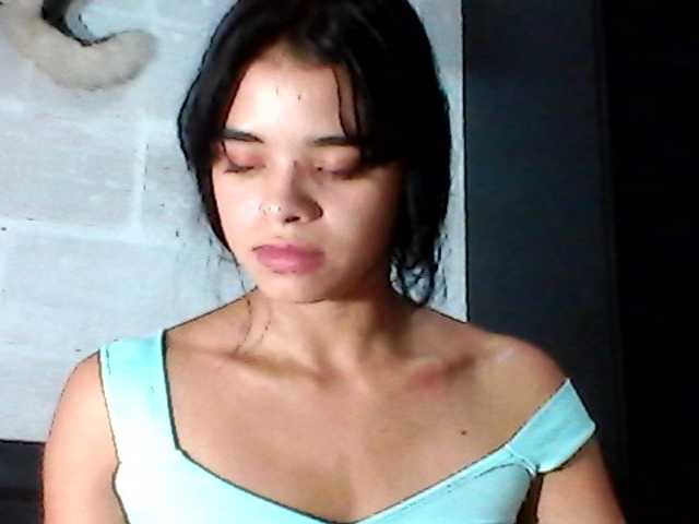 Live sex webcam photo for sarasandle #275947217