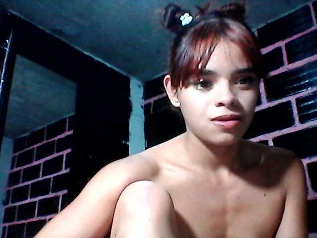 Live sex webcam photo for sarasandle #276317123