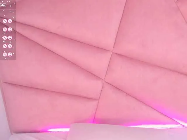 Live sex webcam photo for sarashsex #276156488