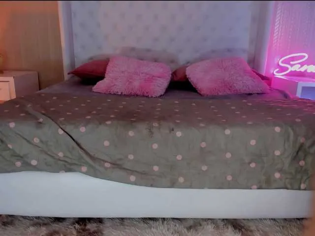 Live sex webcam photo for sarashsex #277384270