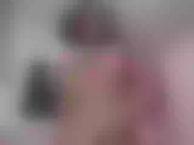 Live sex webcam photo for sarawilliams01 #289671092