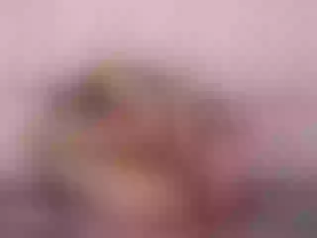 Live sex webcam photo for sarawilliams01 #290274899