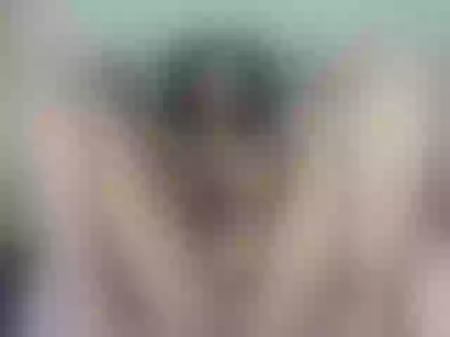 Live sex webcam photo for sarawilliams01 #290441078