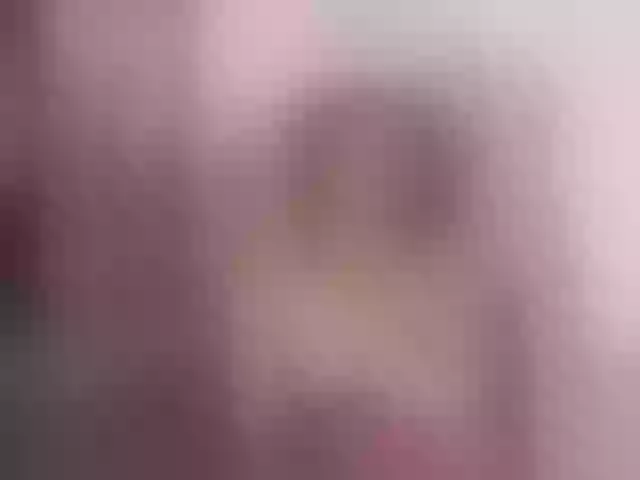 Live sex webcam photo for sarawilliams01 #290576492