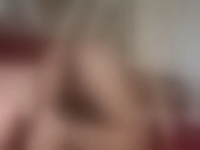 Live sex webcam photo for sarawilliams01 #291578353