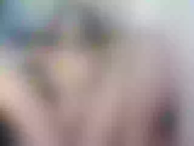 Live sex webcam photo for sarawilliams01 #291744422