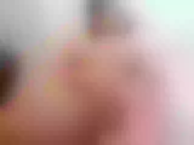 Live sex webcam photo for sarawilliams01 #292015261