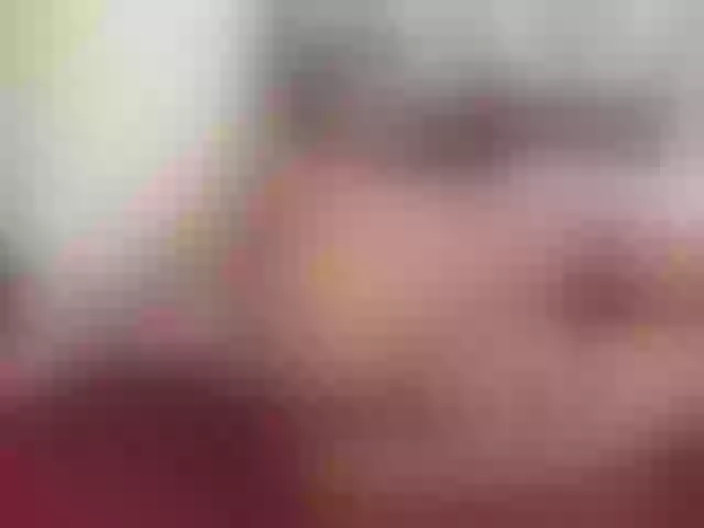 Live sex webcam photo for sarawilliams01 #292043180