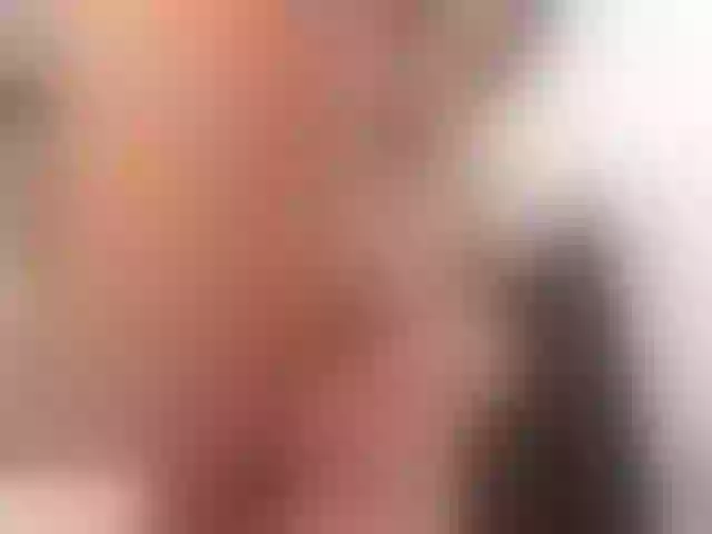 Live sex webcam photo for sarawilliams01 #292171376