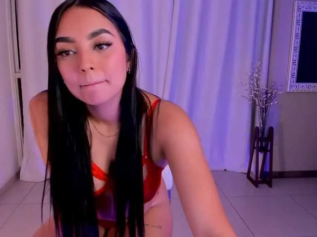 Live sex webcam photo for sarawinstone #275452822