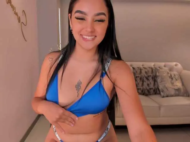 Live sex webcam photo for sarawinstone #276156804