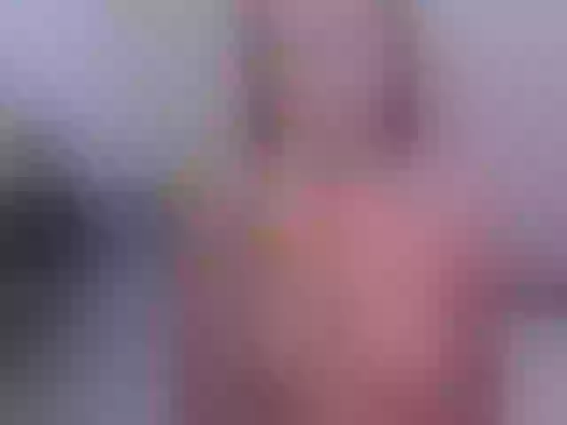 Live sex webcam photo for sarawinstone #276281431