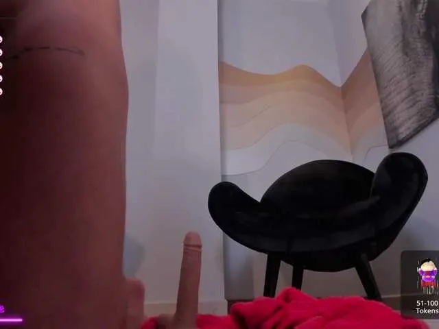 Live sex webcam photo for sarawinstone #276414489