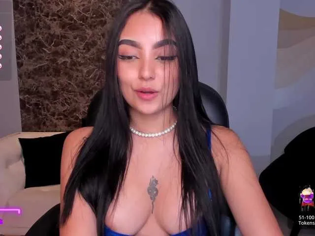 Live sex webcam photo for sarawinstone #276436455
