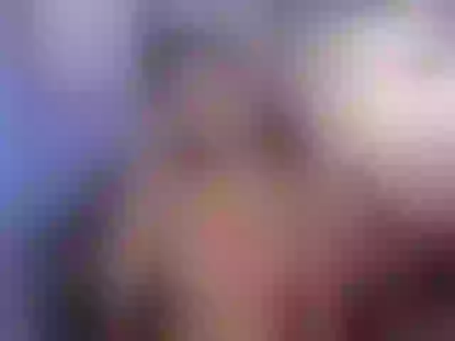 Live sex webcam photo for sarawinstone #276805966
