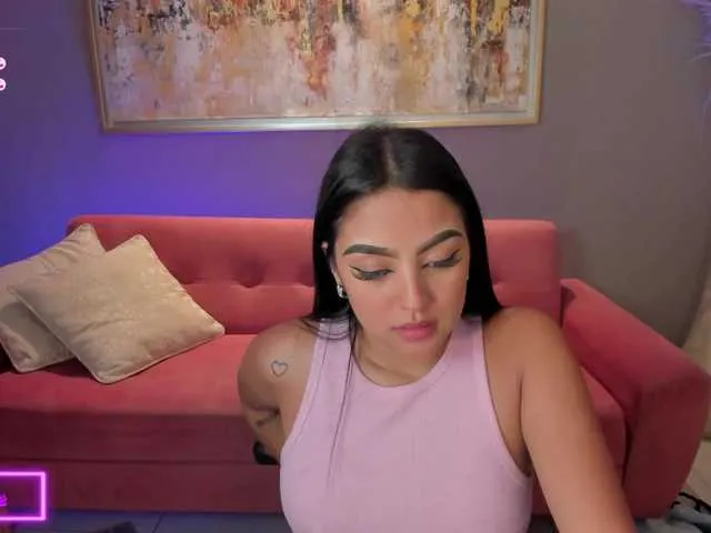 Live sex webcam photo for sarawinstone #276826060
