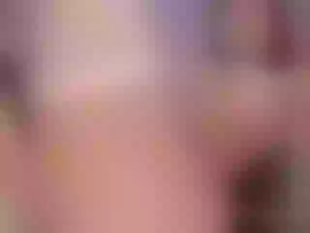 Live sex webcam photo for sarawinstone #290443541