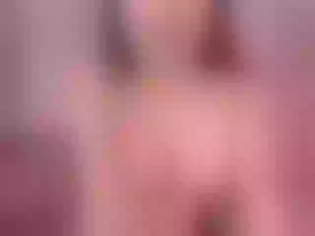 Live sex webcam photo for sarawinstone #290508075