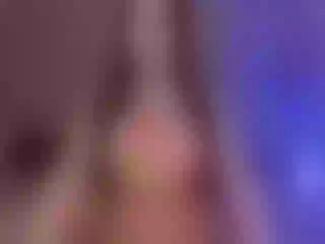 Live sex webcam photo for sarawinstone #290557946