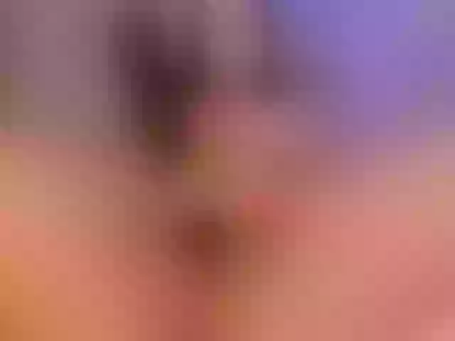 Live sex webcam photo for sarawinstone #290586308