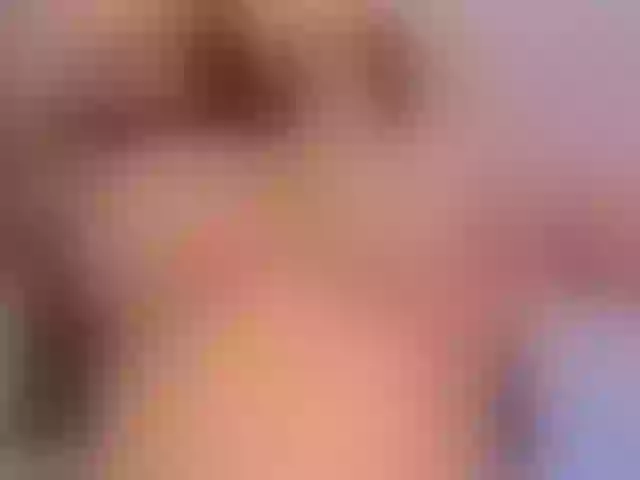 Live sex webcam photo for sarawinstone #290728924