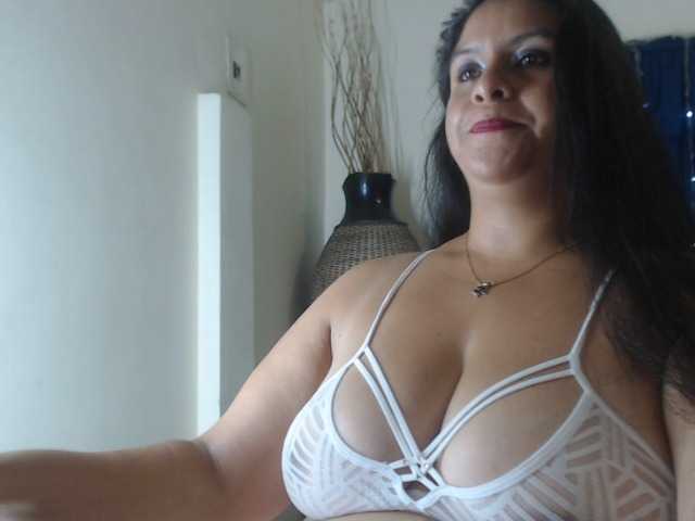 Live sex webcam photo for saraylatin #272971253