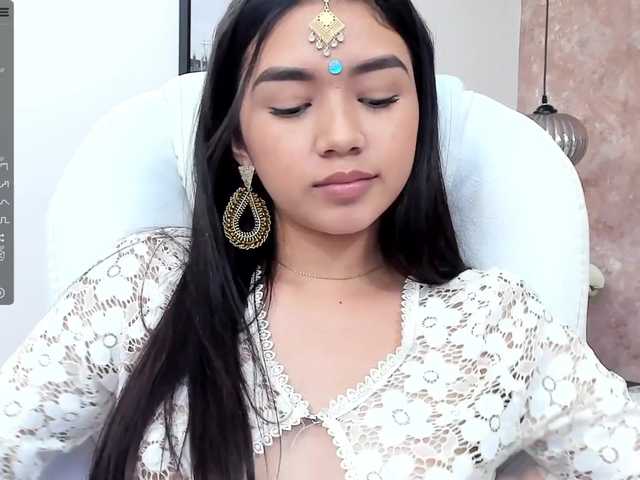 Live sex webcam photo for Sarayu- #274112560