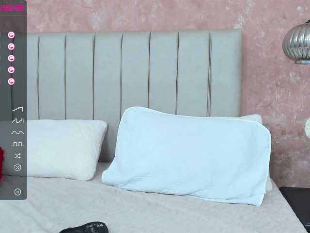 Live sex webcam photo for Sarayu- #274611683