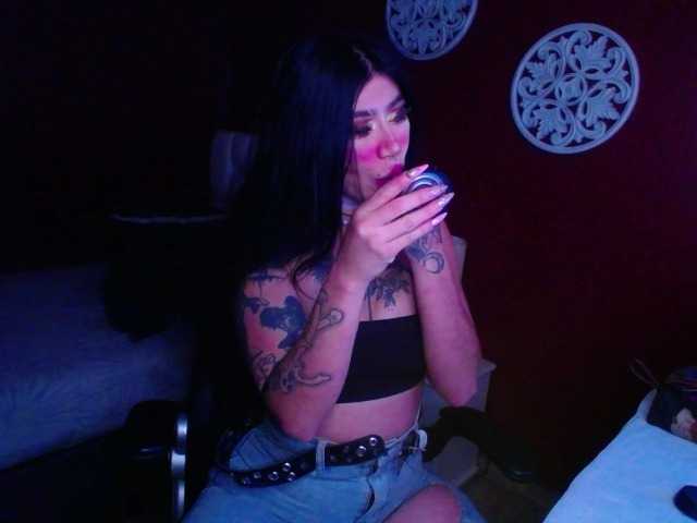 Live sex webcam photo for sarayy-collinss #278194627