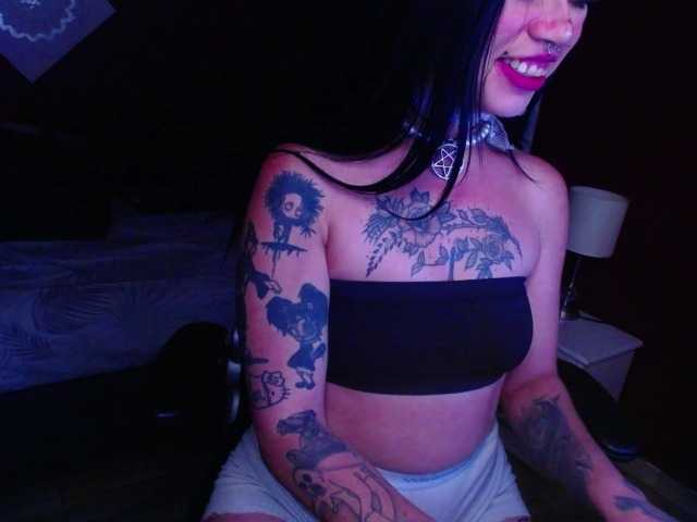 Live sex webcam photo for sarayy-collinss #278196625