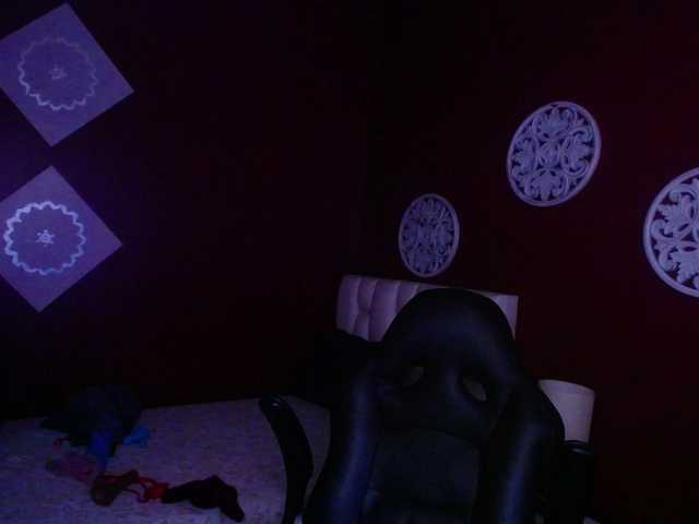 Live sex webcam photo for sarayy-collinss #278306027