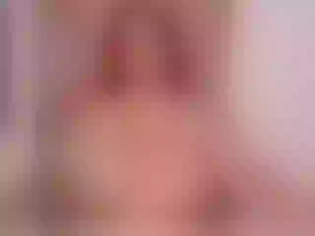Live sex webcam photo for saritasummer #277975797
