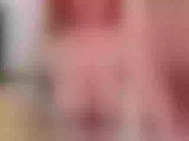 Live sex webcam photo for saritasummer #279333838