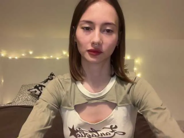 Live sex webcam photo for sascams #277622095