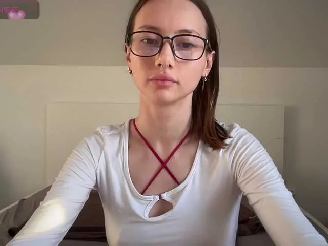 Live sex webcam photo for sascams #278110397