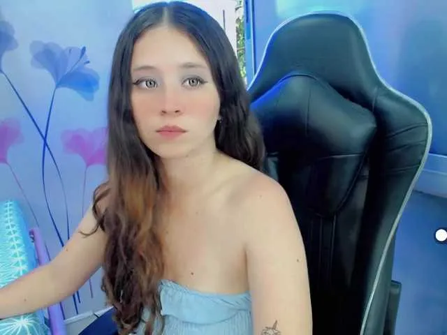 Live sex webcam photo for sasha-squirt #273316906