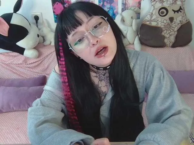 Live sex webcam photo for sashasextape2 #290820707