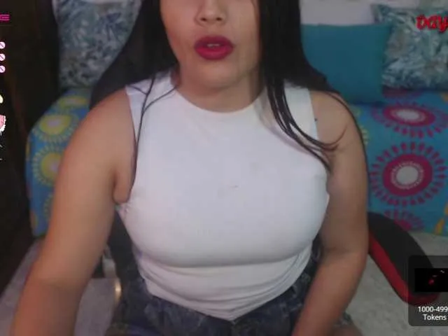 Live sex webcam photo for sashihott #274269032