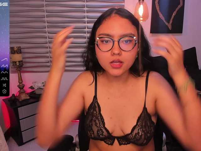 Live sex webcam photo for saskya #288062315