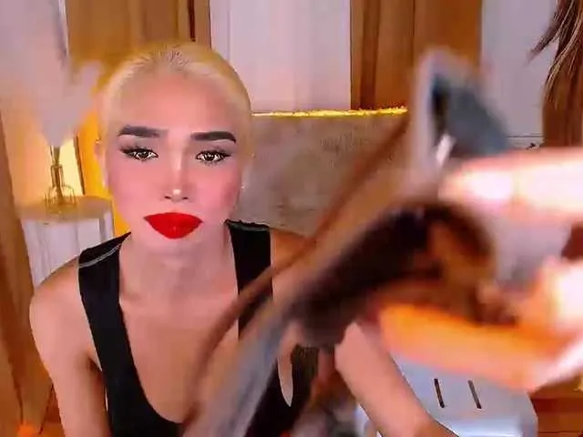 Live sex webcam photo for sassykinkytwinks #289730900