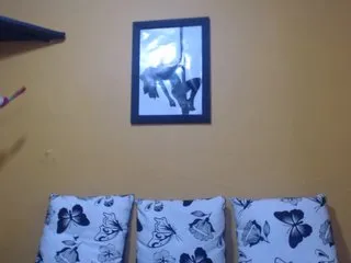 Live sex webcam photo for sativaweed #185086380