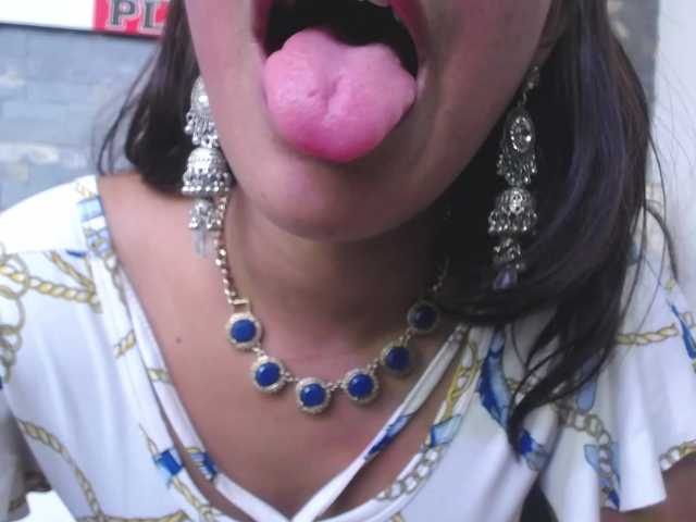 Live sex webcam photo for sauraarunaa #289853344