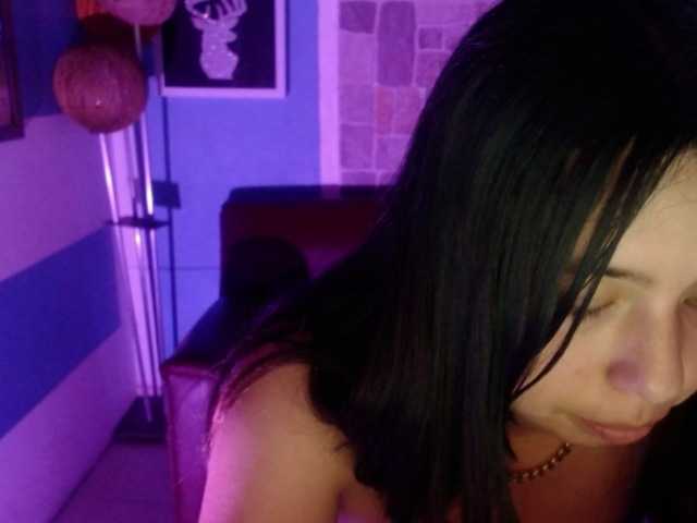 Live sex webcam photo for scarleettt-ki #278303650